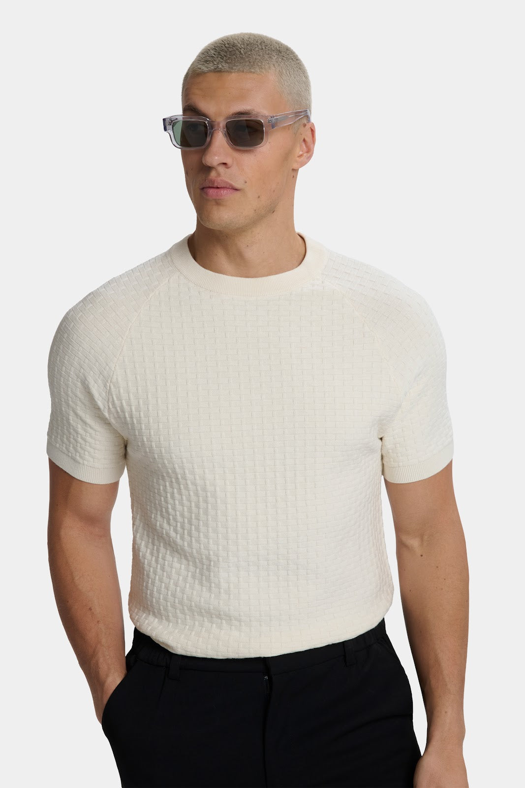 Cassian – Textured Tee