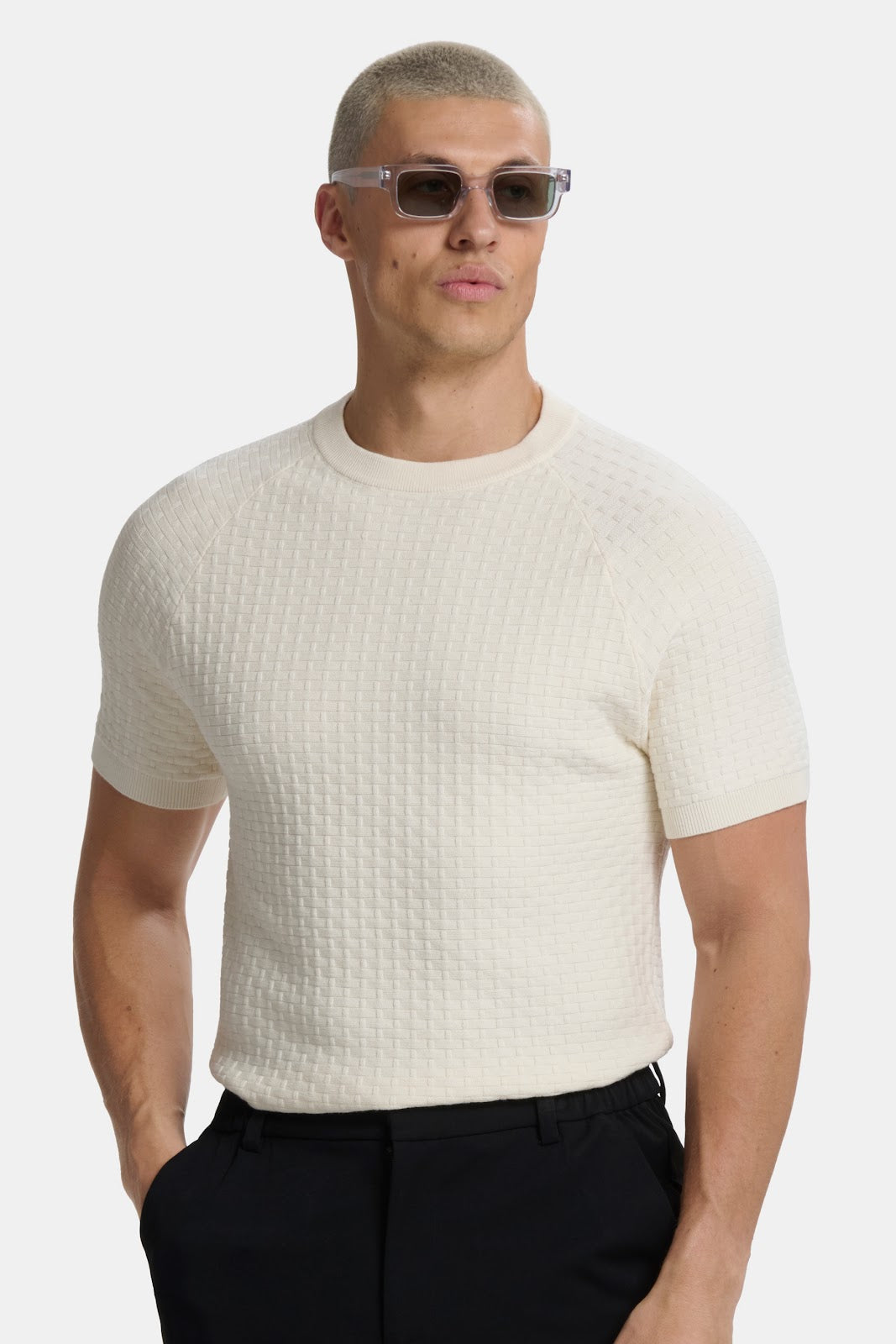 Cassian – Textured Tee