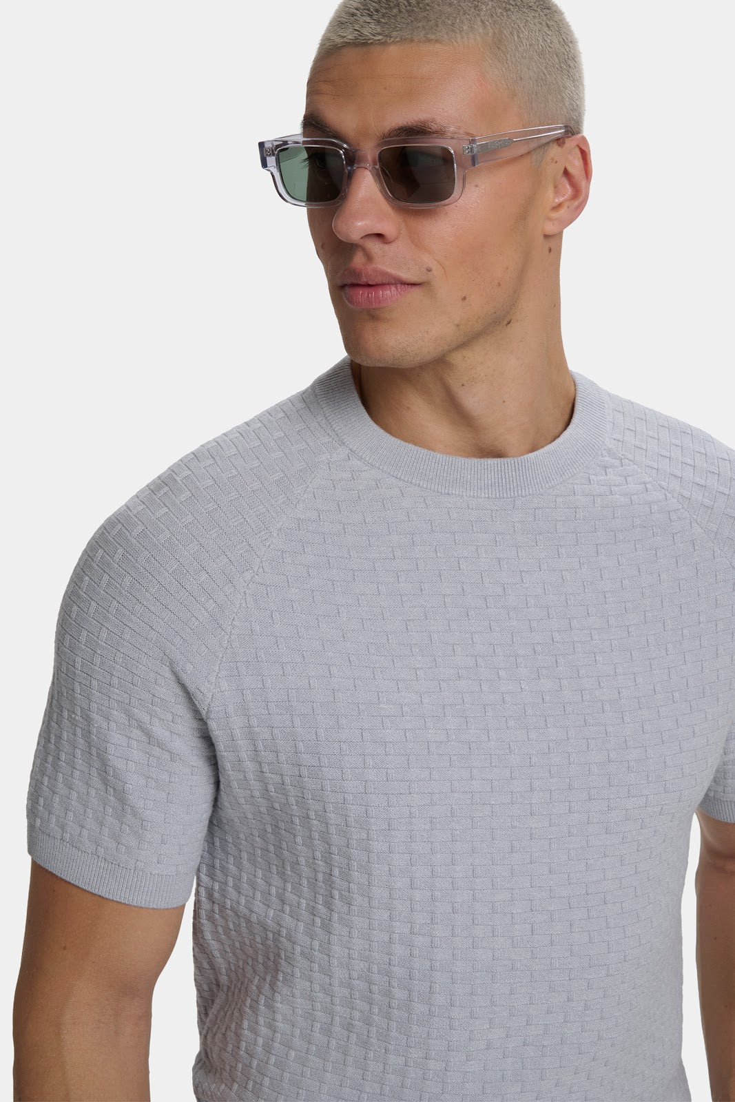 Cassian – Textured Tee