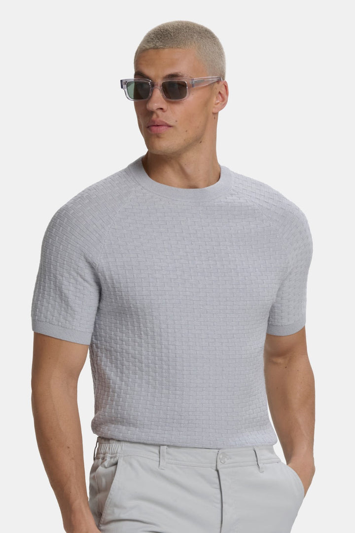 Cassian – Textured Tee