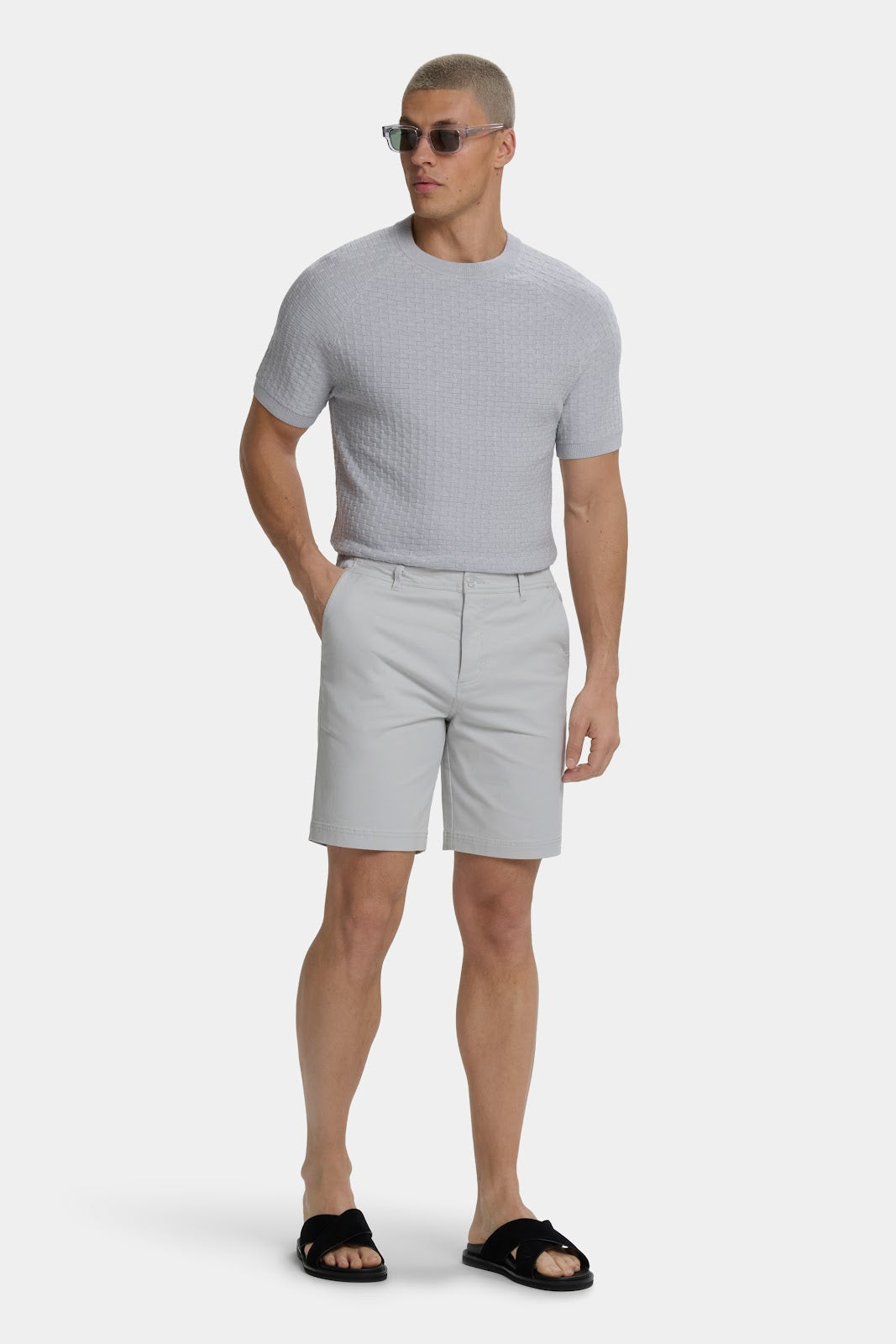 Cassian – Textured Tee