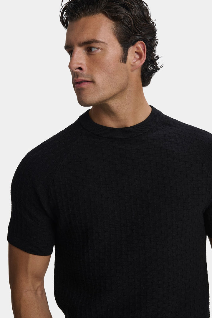 Cassian – Textured Tee